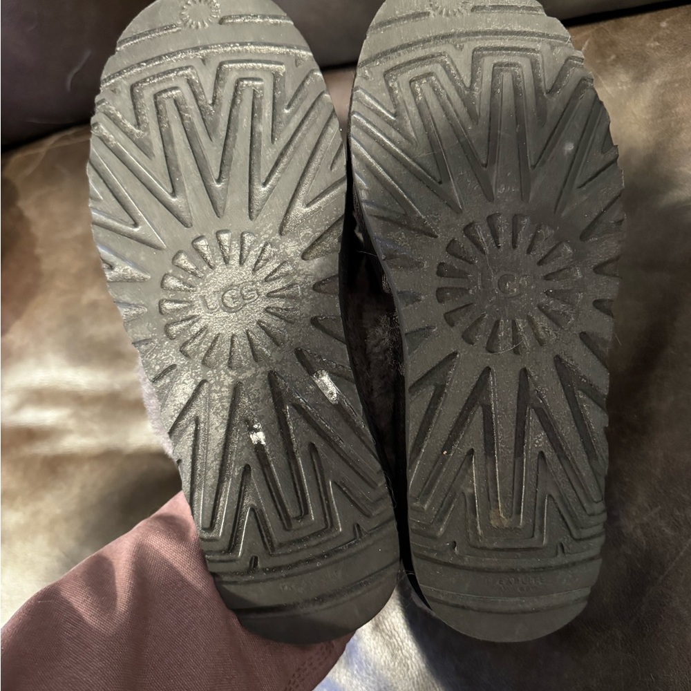 UGG Black and Gray Knit Slippers - Picture 3 of 4